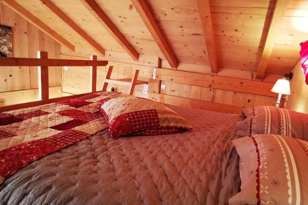 Cruet Au Petit Chalet Avec Son Spa - Escapade En Amoureux ! מראה חיצוני תמונה